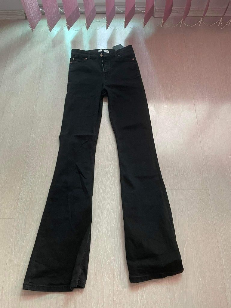 Нови дънки от бутик,Zara,Bershka и HM 32-34 и 36