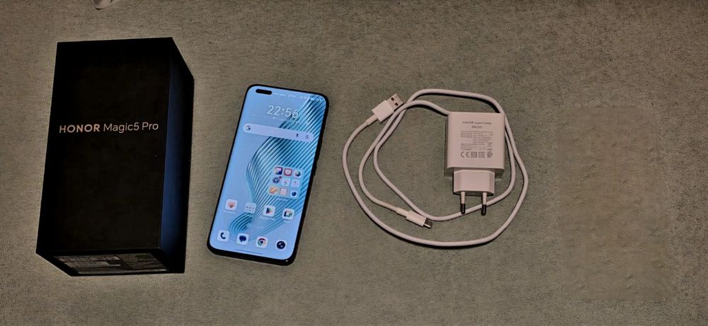 VAnd Telefon Honor Magic 5 pro, 512 GB in stare foarte buna