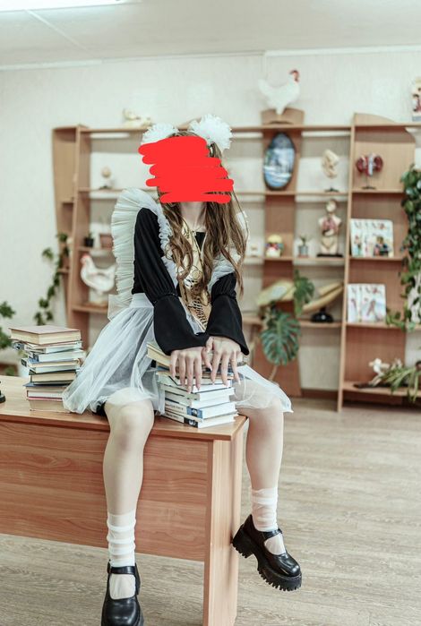 Продам школьное платье