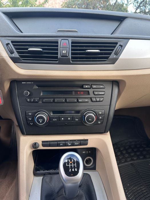 BMW X1 1.8D Xdrive (4X4 cu cutie de transfer) 143CP AN fabricatie 2010
