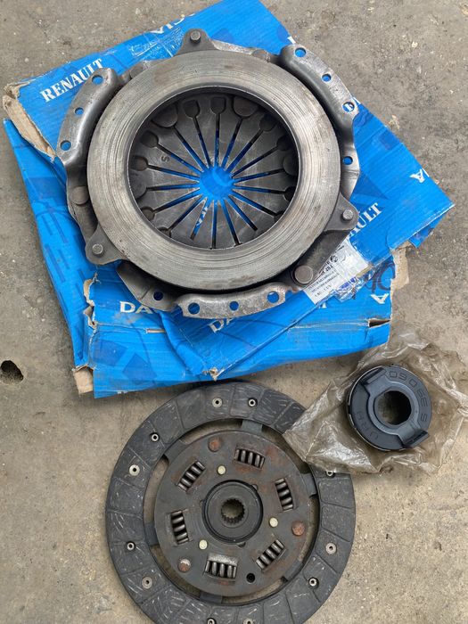Kit ambreiaj Dacia 1300 1310 1410 papuc sport 1.3 1.4 1.6 FI 180
