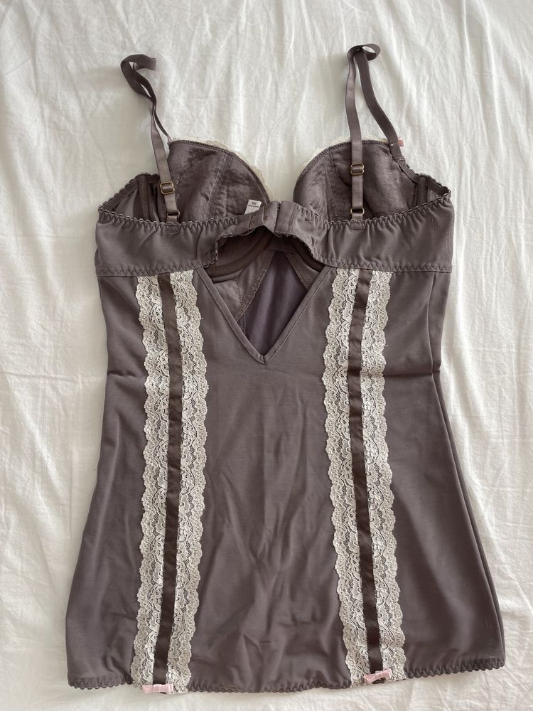 Бельо , бюстие victoria’s secret