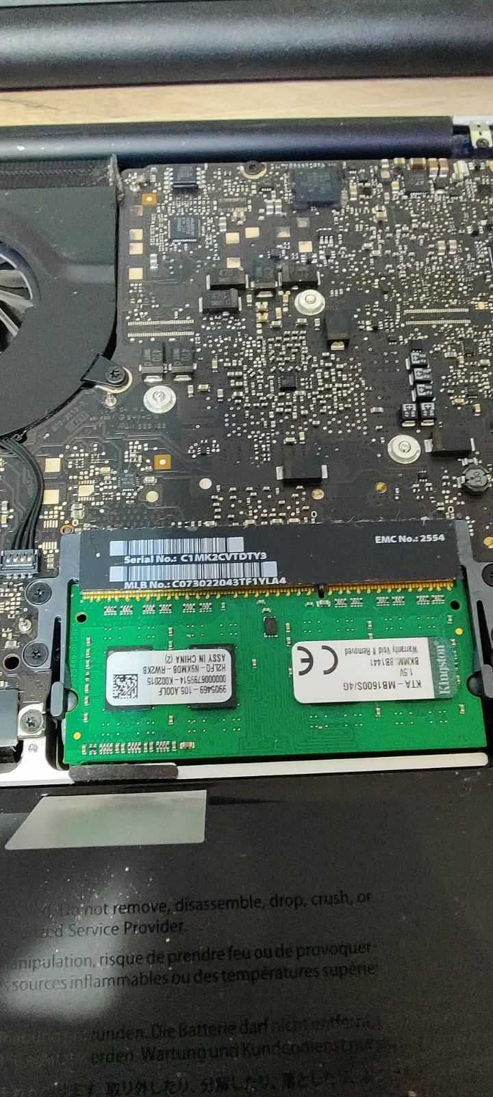 Macbook PRO Late 2012 8GB RAM - БЕЗ Харддиск - ЗА ЧАСТИ