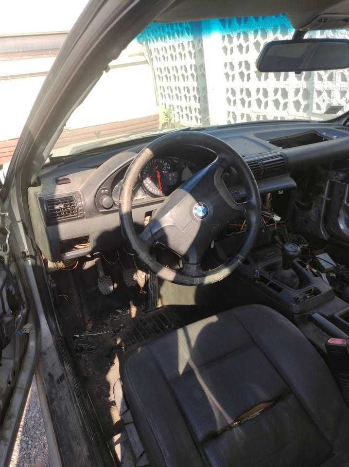 E36 compact на части