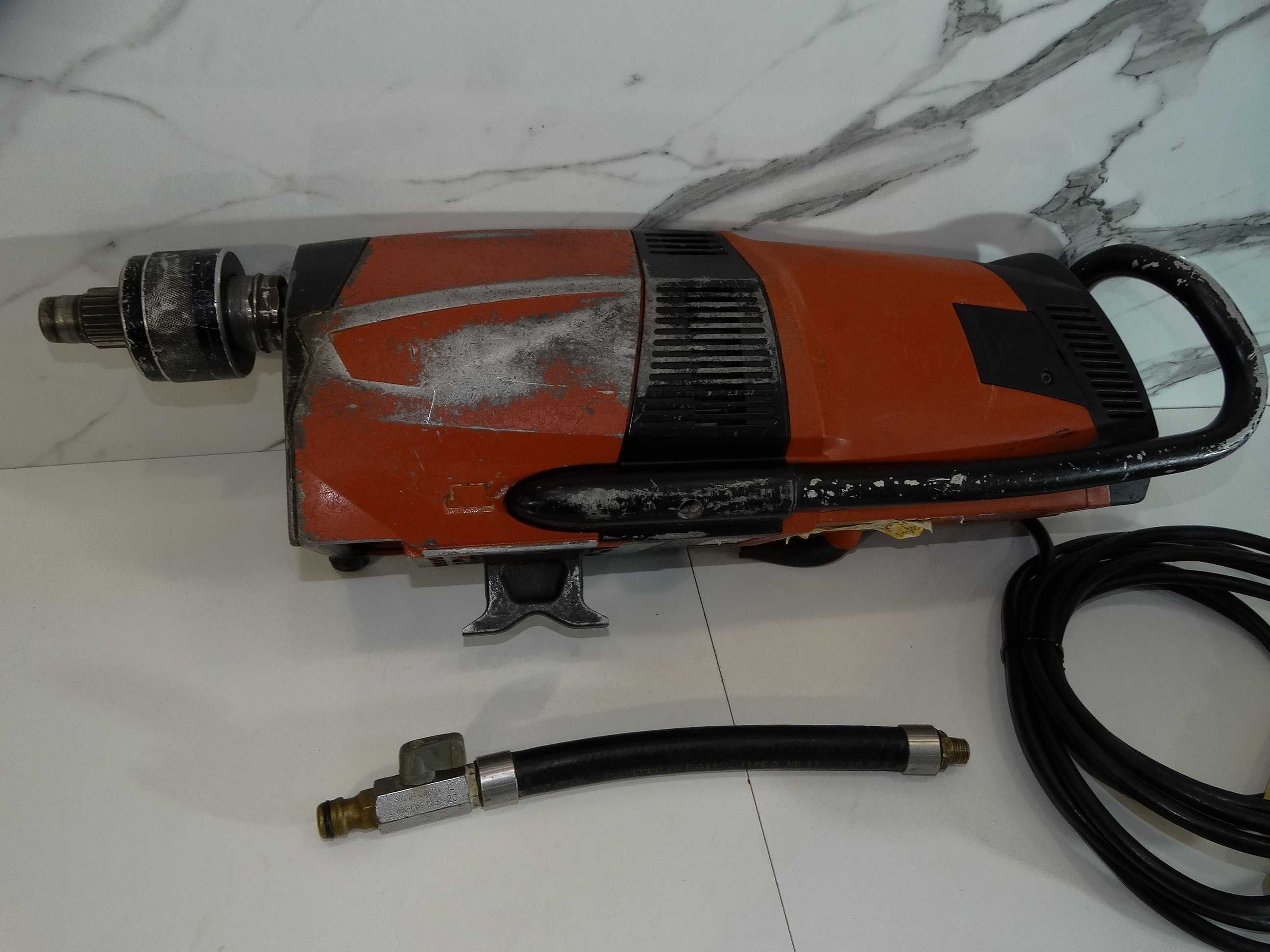 Hilti DD 200 - Машина за диамантено пробиване