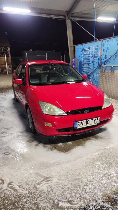 Vând Ford Focus 1.6