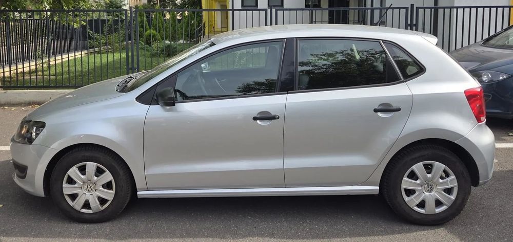 Volkswagen Polo Unic propietar, autoturism in stare estetica si tehnica foarte buna.