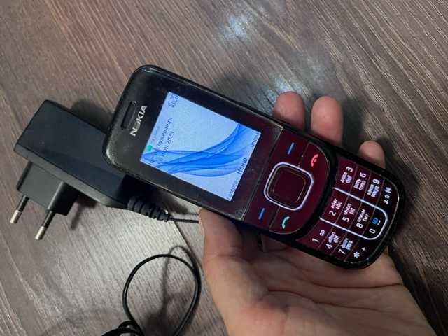 Nokia с зарядкой