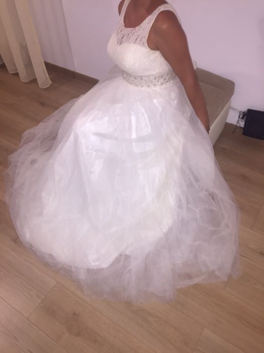 rochie mireasa ivory