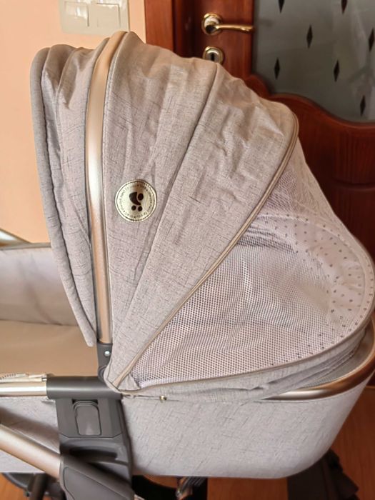 Количка с два коша за новородено и за след 6 месеца с падарък кенгуру