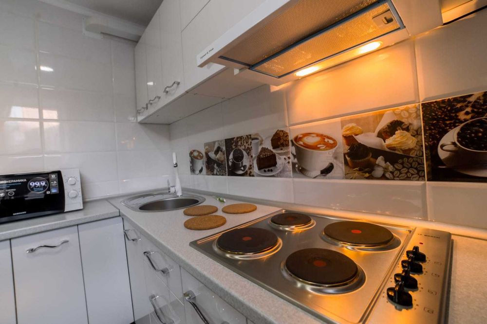 Сдам 2 комнатную квартиру посуточно