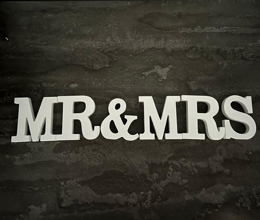 Ornamente nunta MR & MRS lemn