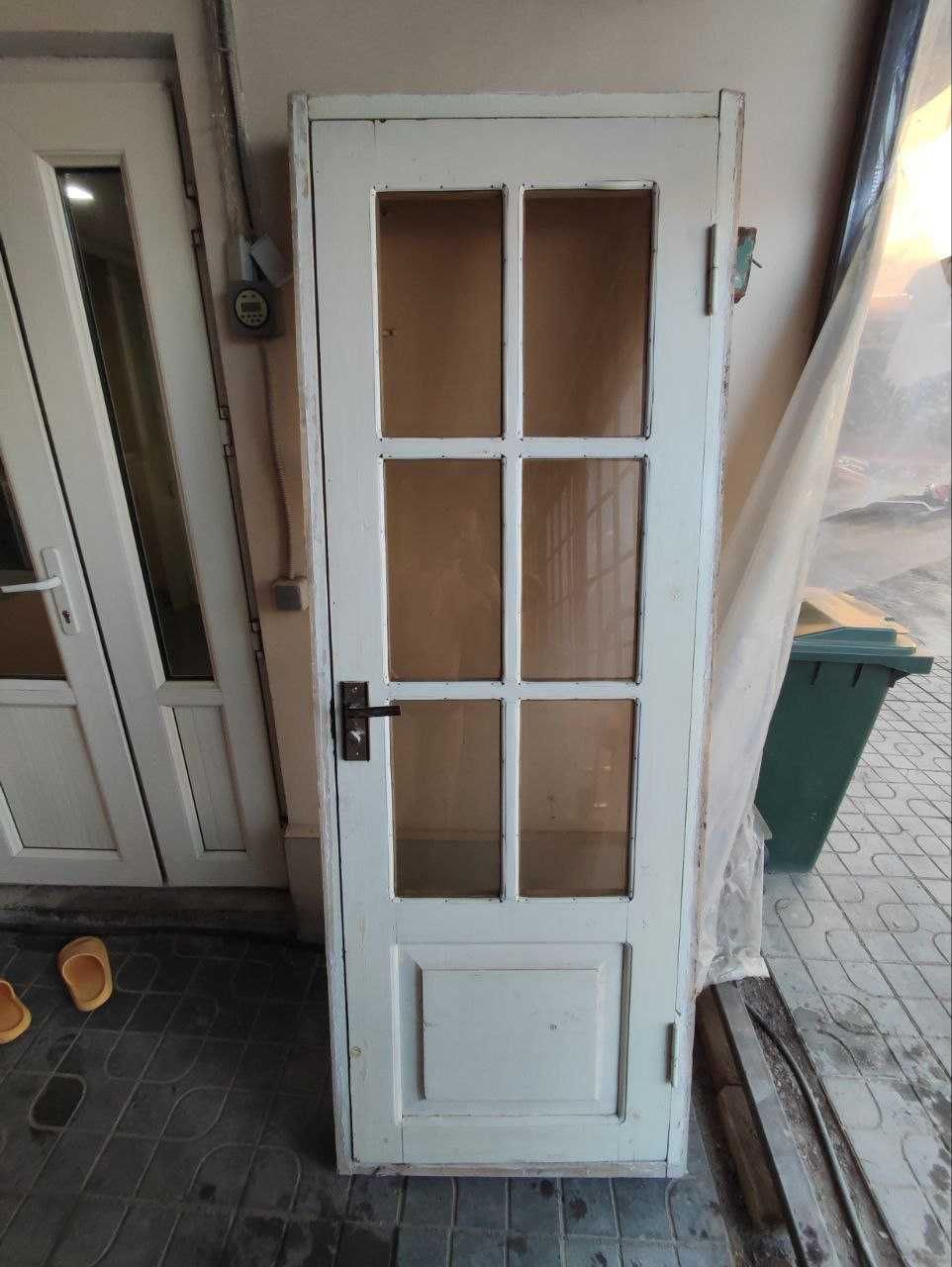 Двери (продаются межкомнатные двери бывшие в употреблении)