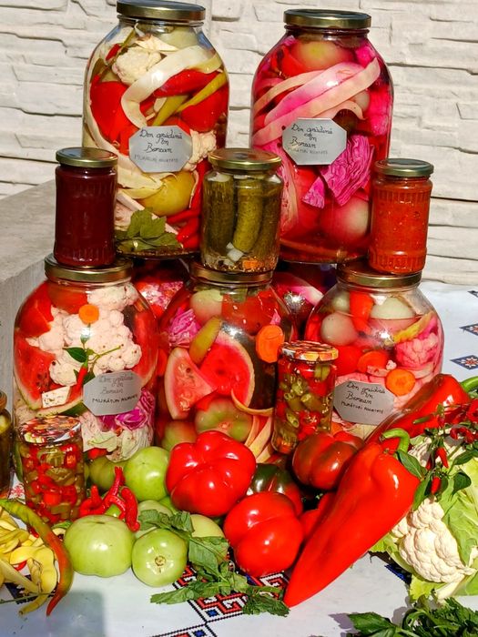 Muraturi "din gradina în borcan"