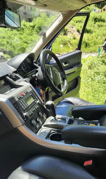 Lend Rover Sport 2.7