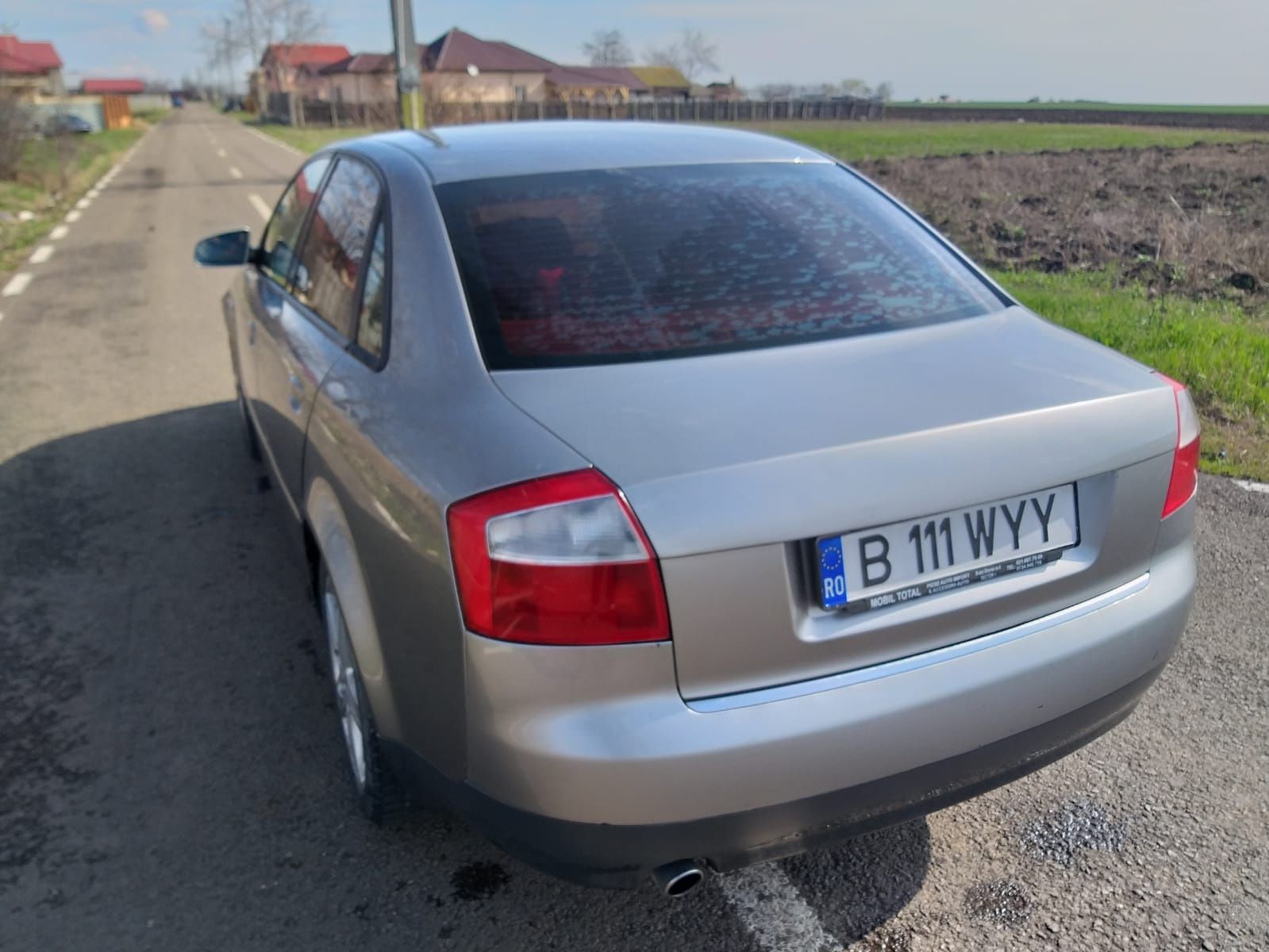 Se Dezmembrează Audi A4 b6 2.0 ALT Benzina 131 cp