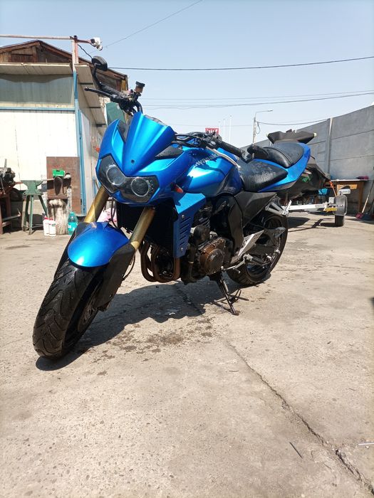 De vanzare z750.