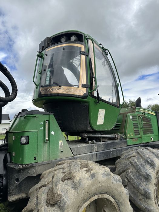 Forwarder john deere 1110E