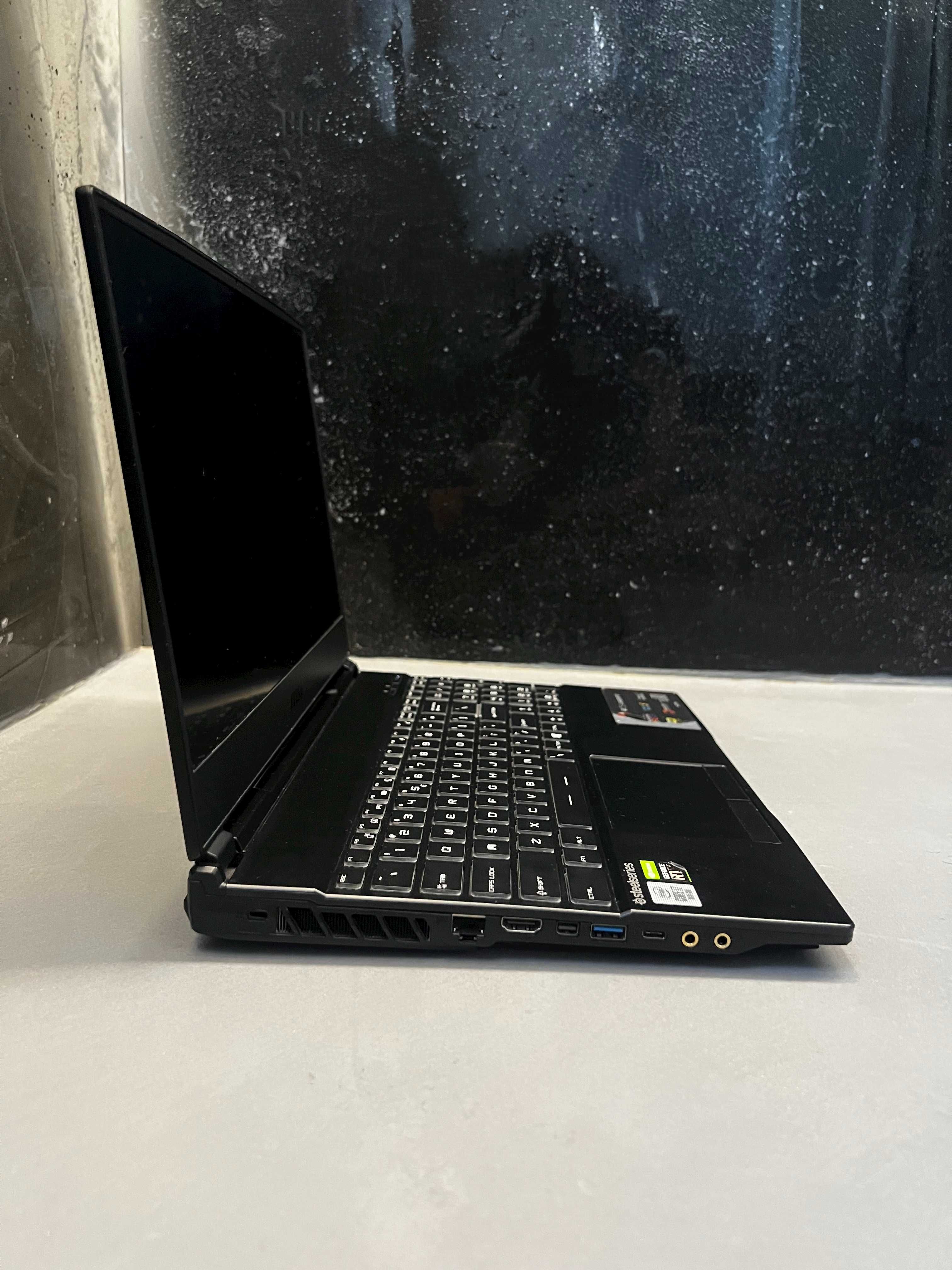 Laptop de Gaming MSI GL65 Leopard