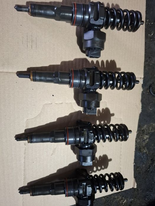 Set injectoare Wolswagen Bora 1.9 AJM 116 CP Cod 038 130 073 F