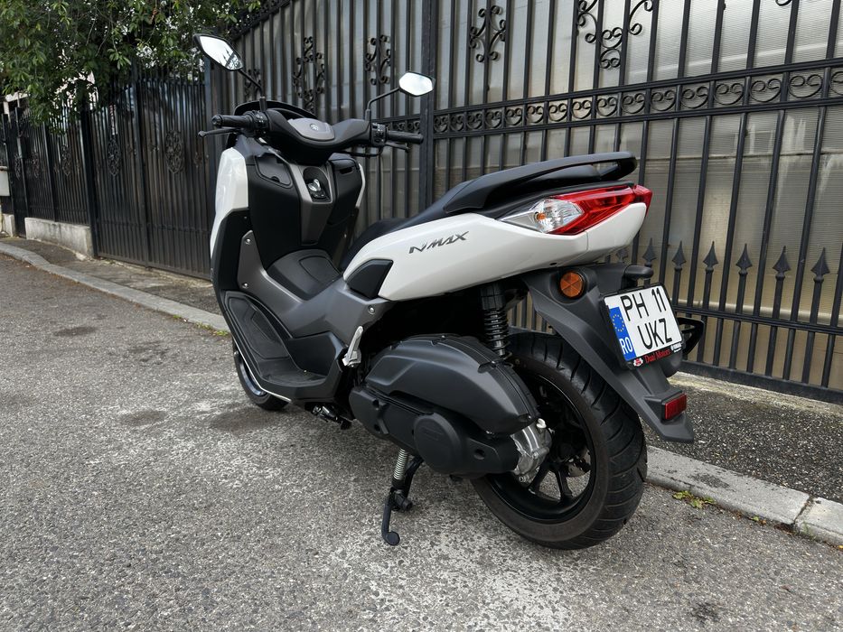 Scuter Yamaha NMAX125 categoria B