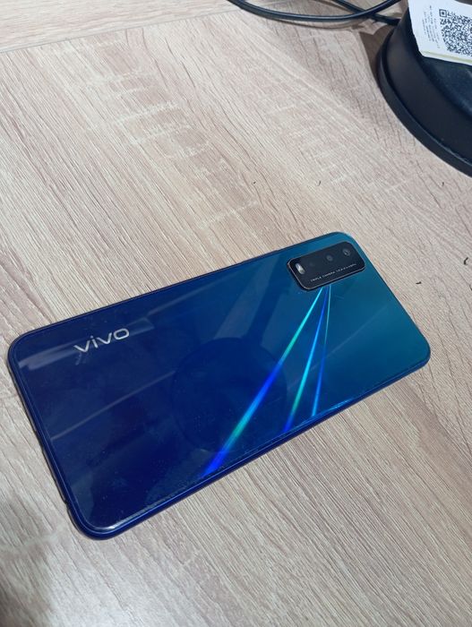 Продам-Vivo Y20.