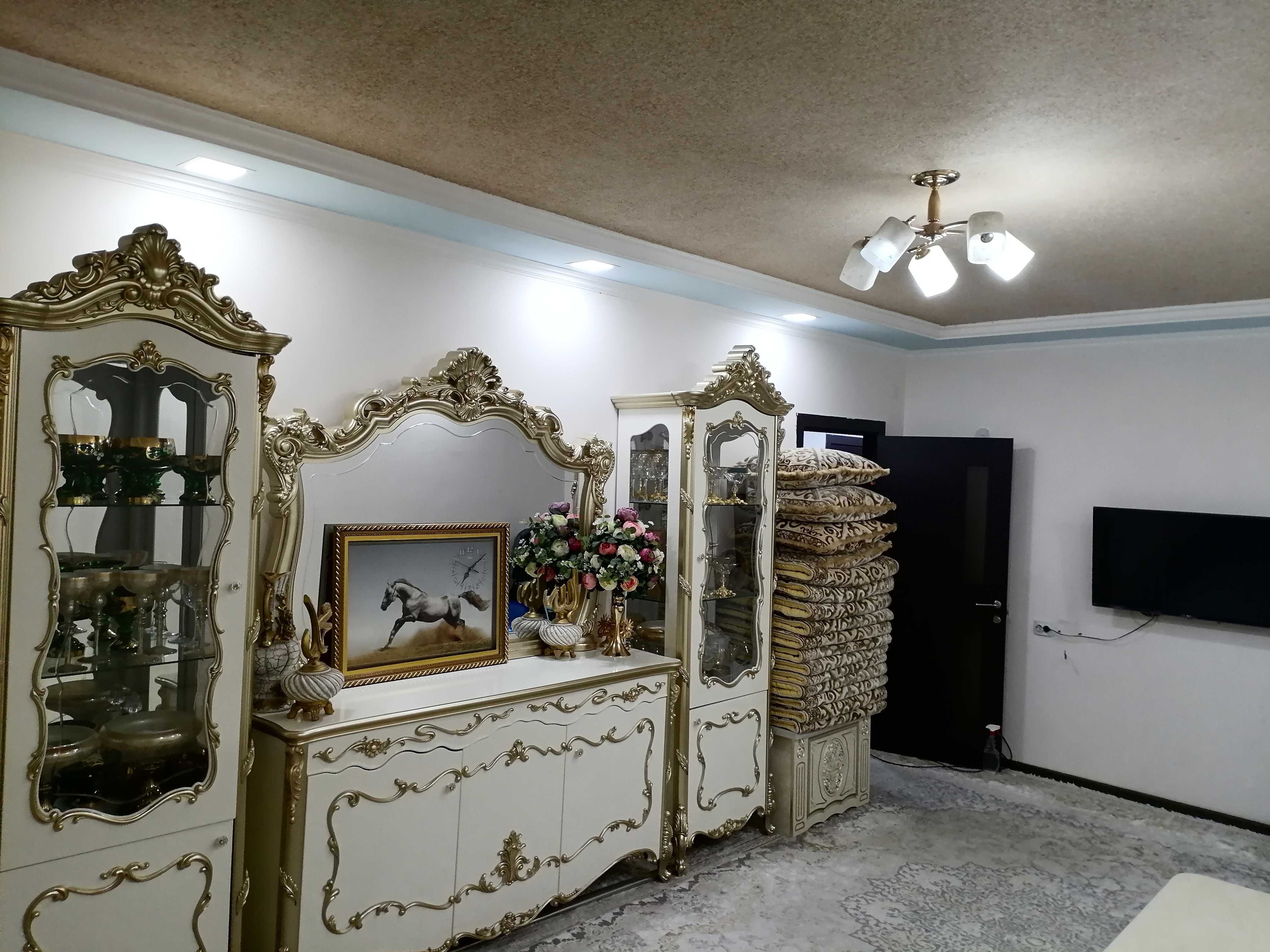 Трёхкомнатная квартира. 84 квадратов 1 этаж.