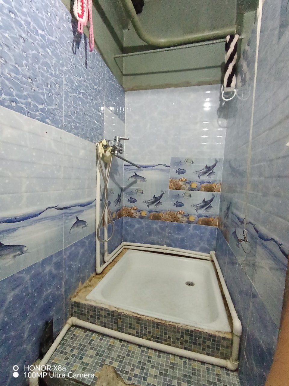 Avto kassanin qasinda Jay satiladi 40 jillik 4a dom 2 etaj 3 komnata