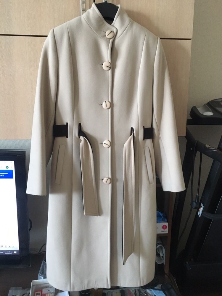 Продам пальто женское, Турция, размер 46, как новое, покупала в Княжне