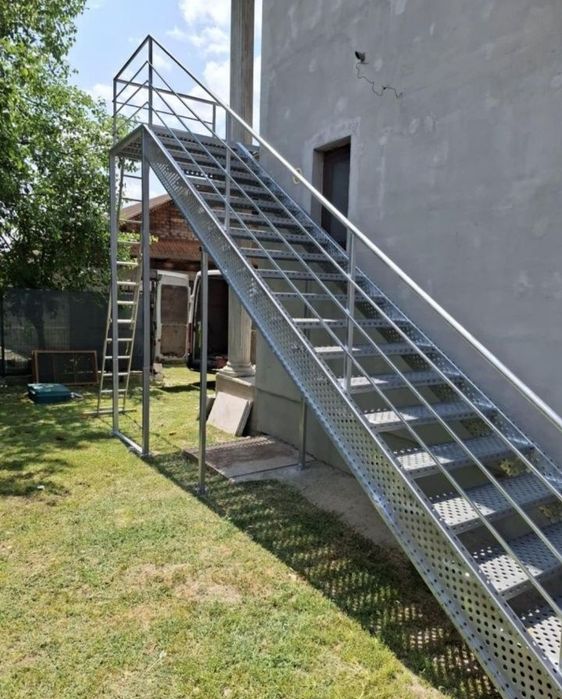 Scări zincate de exterior 5