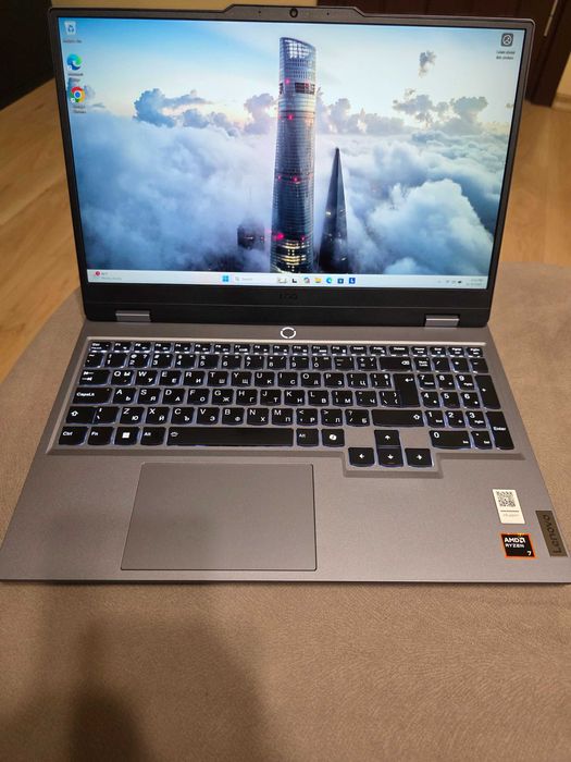 Лаптоп Lenovo LOQ 15AHP9, AMD Ryzen 7 8845HS, NVIDIA RTX 4050 6GB