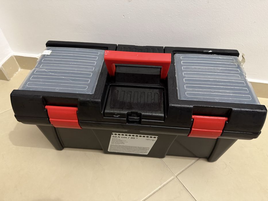 Cutie scule din plastic