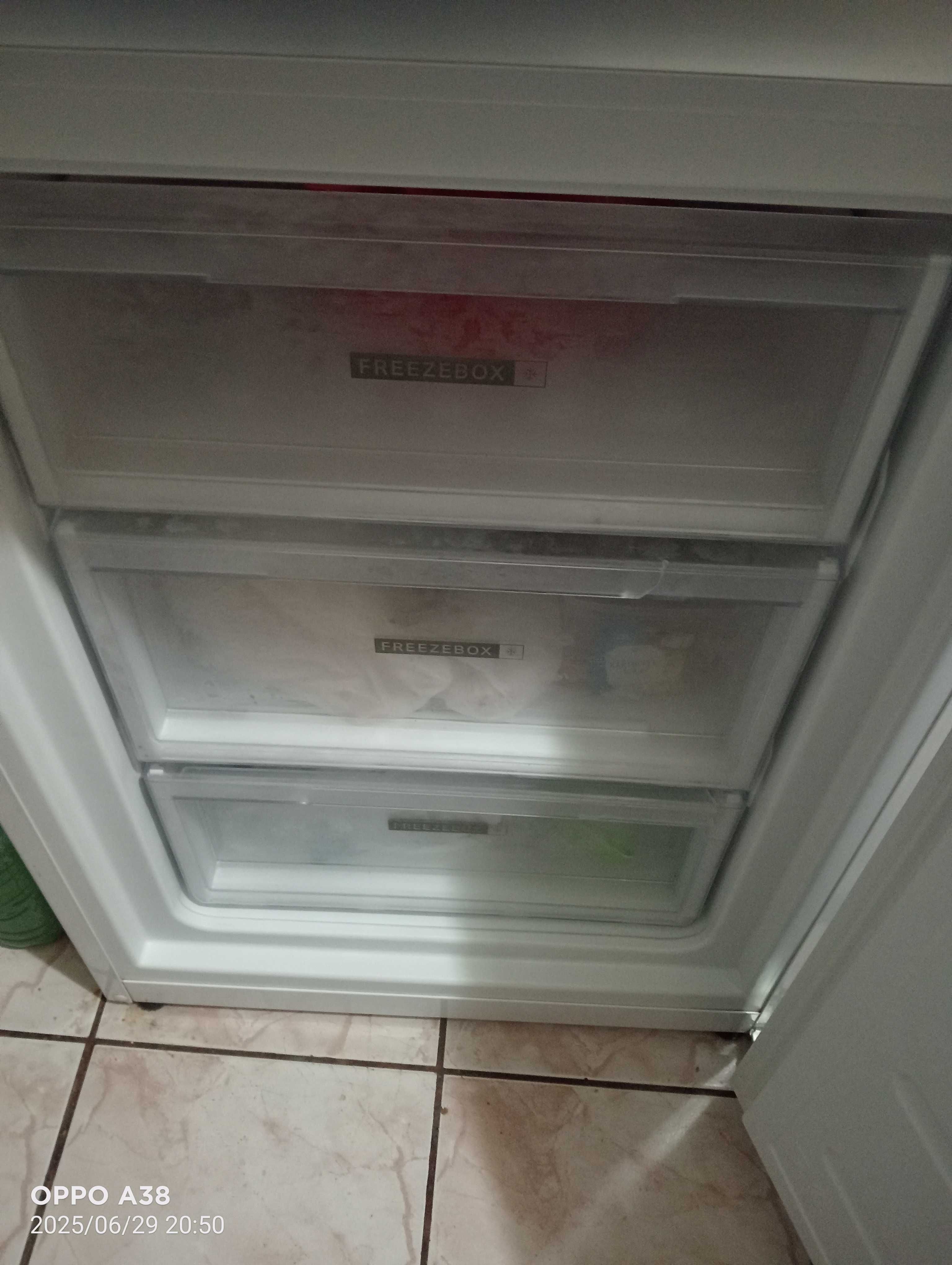 Combină frigorifică Whirlpool