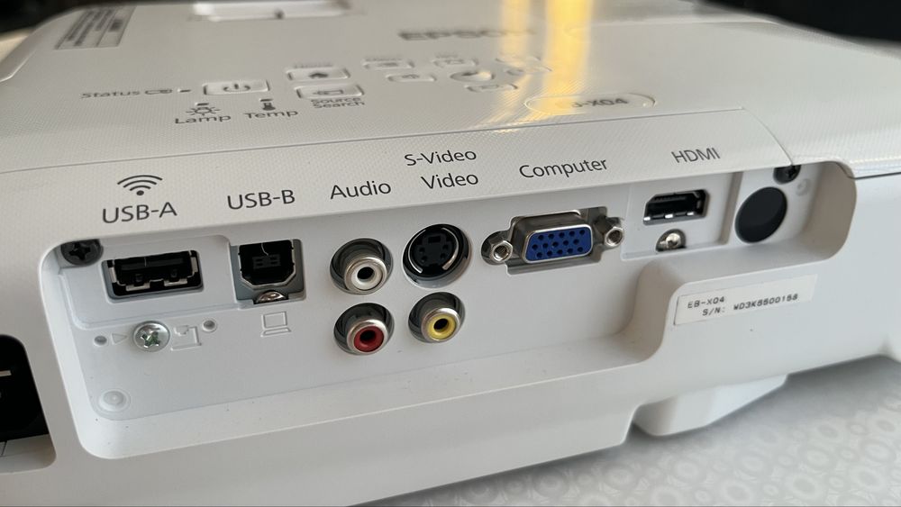 Проектор EPSON EB x04