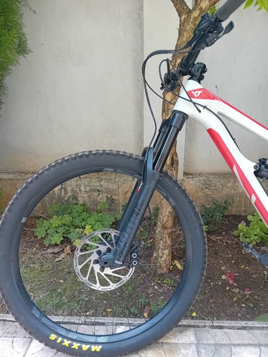YT Jeffsy CF Pro M, 27.5 Карбон, Мекица, Ендуро, DH
