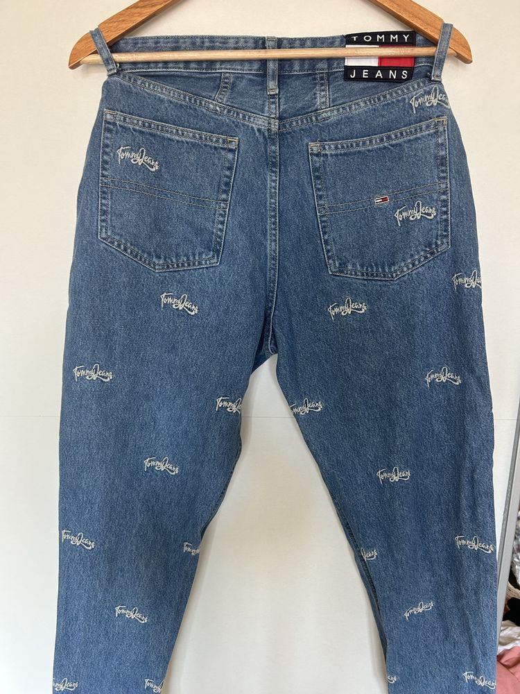 Дамски дънки Tommy Jeans