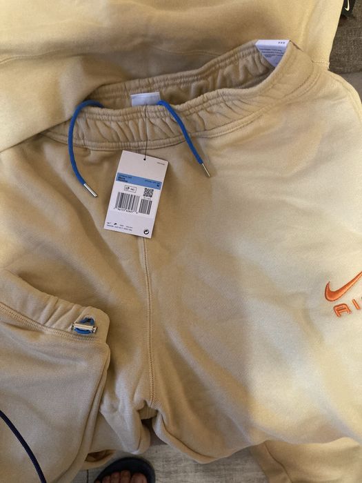 Екип Nike Air Sportswear