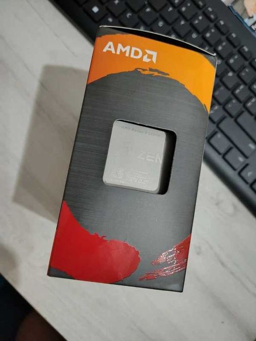 AMD Ryzen 5 2400G + AMD Wraith Cooler