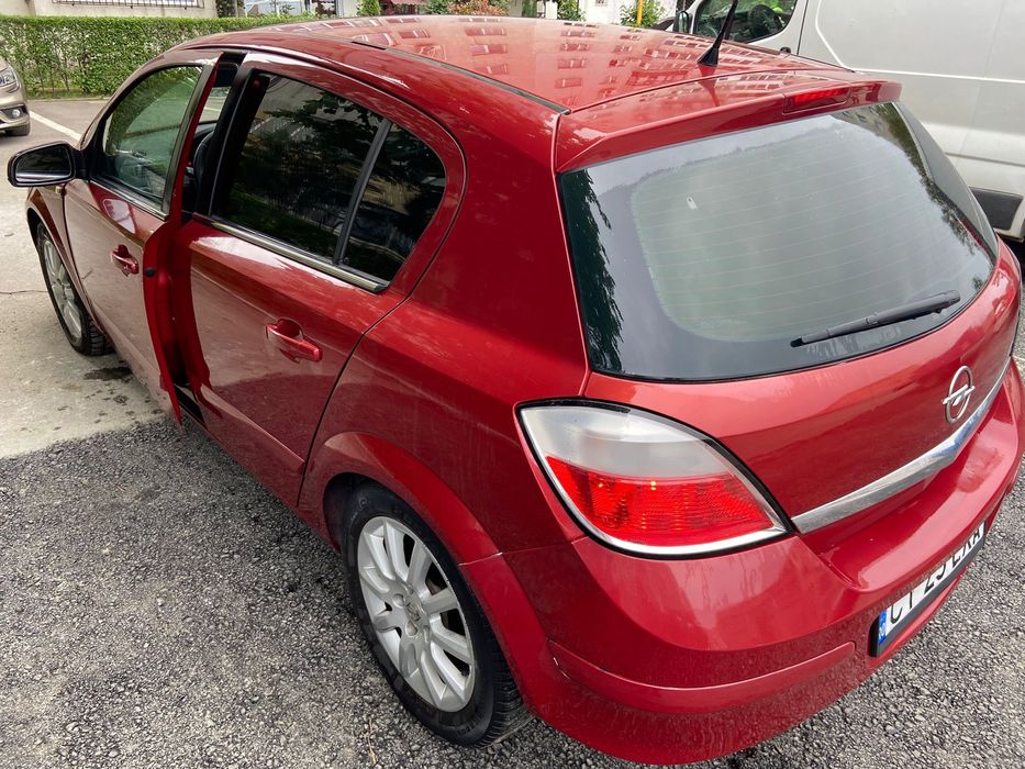 Opel Astra H 1.9CDTI 150CP