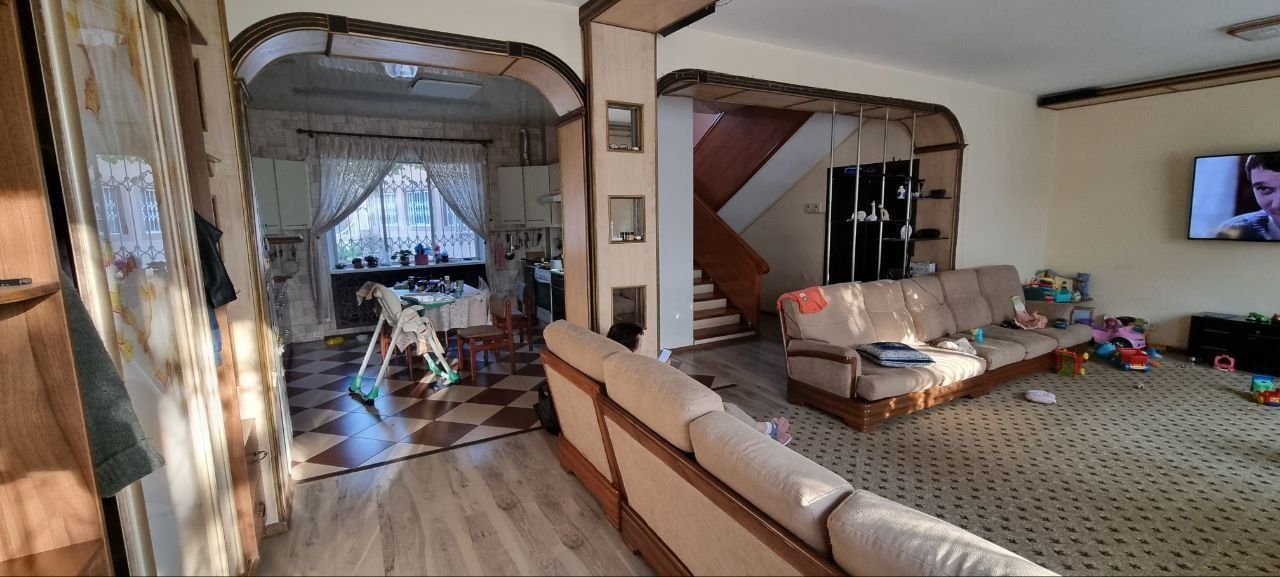Sotiladi Участок Мирабад улица Ивлева 4 сотки 304м2