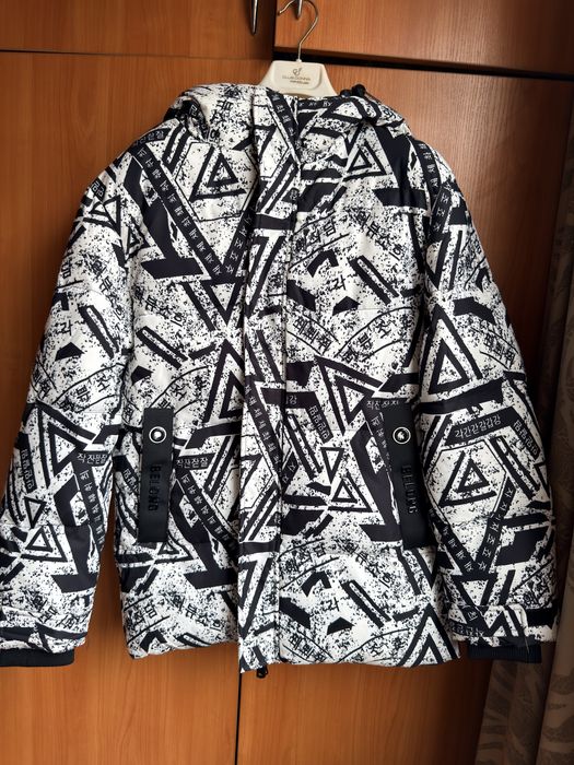 Продам куртку зимнюю унисекс