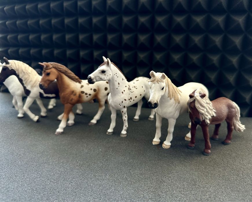 Lot Cai Schleich
