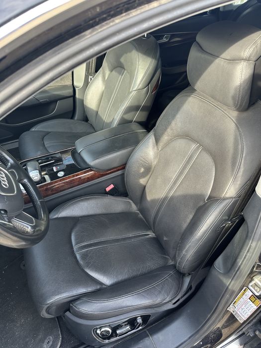 Салон за Audi A8 D4 2013