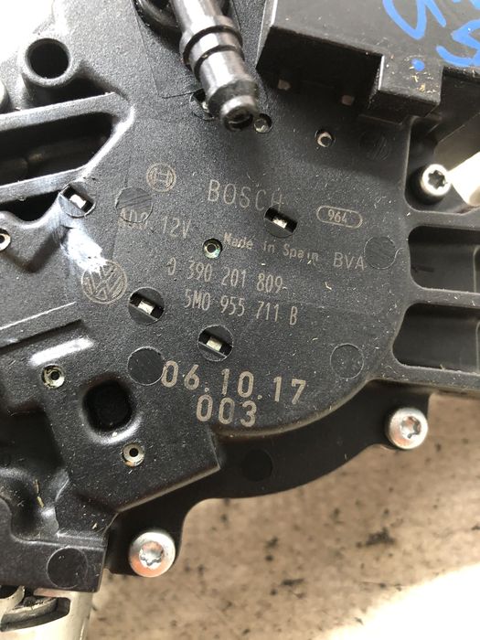 motoras stergator hayon  volkswagen golf 5 plus 2006