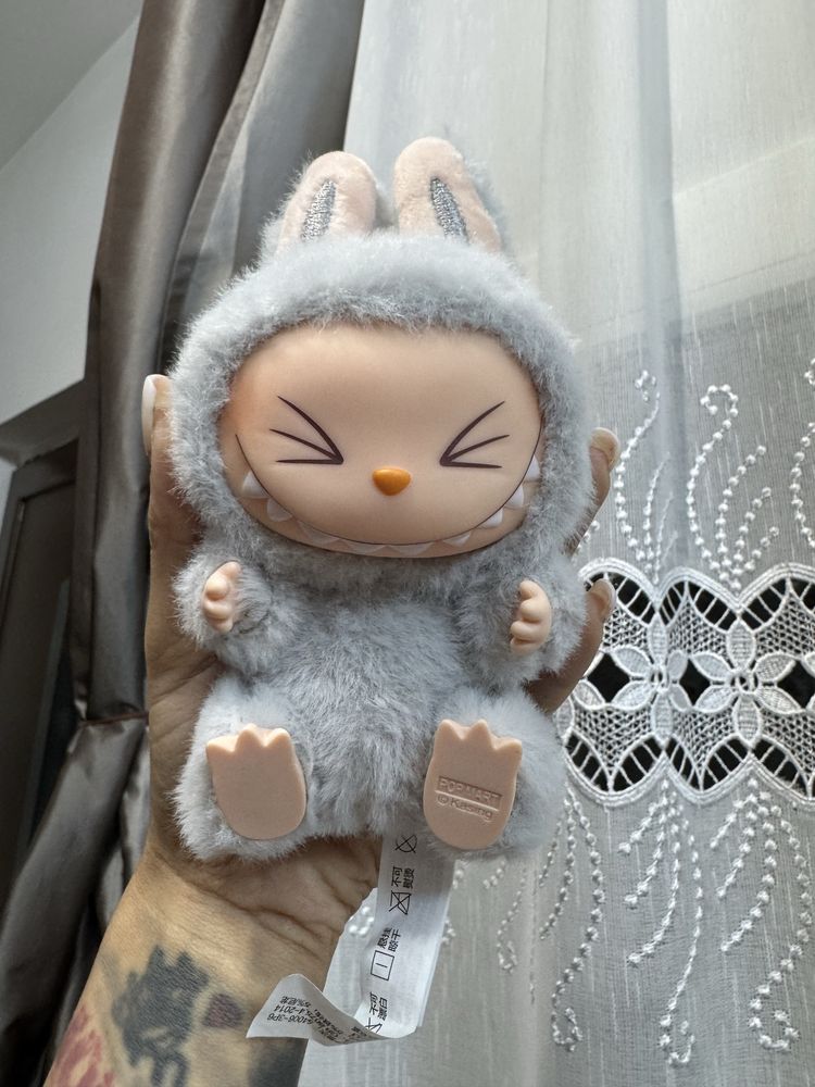 LaBubu Have a Seat - HEHE
