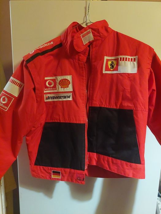 Geaca Ferarri copii insemne F1