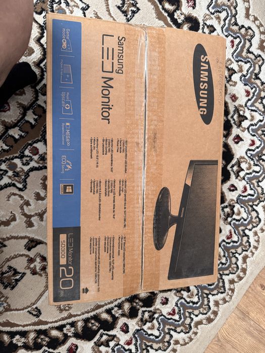 Монитор новый торг