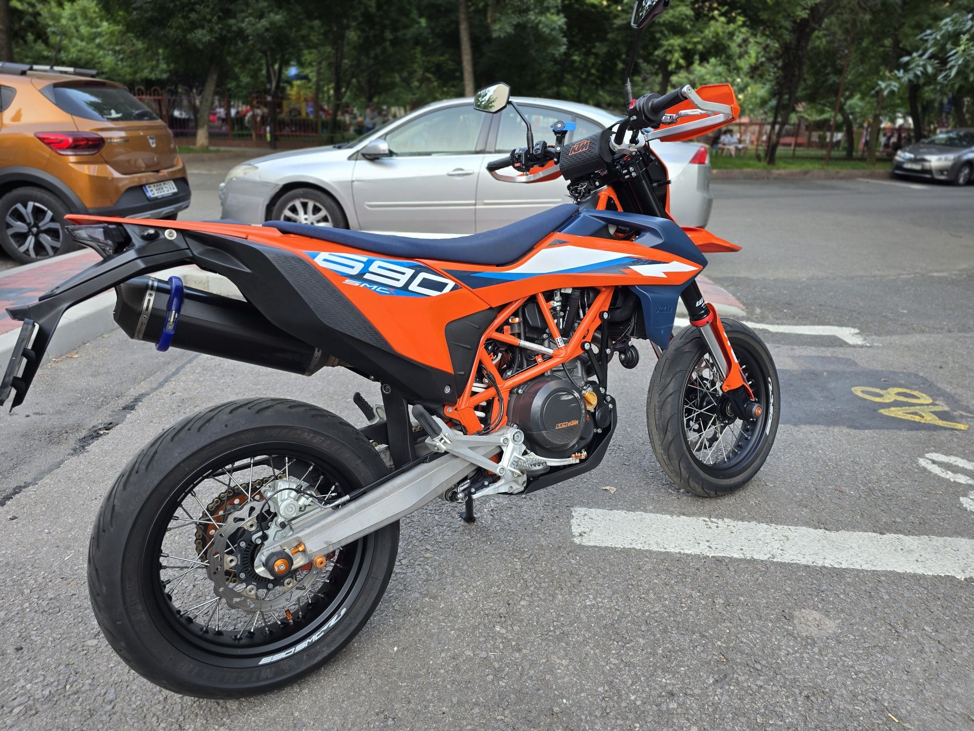 KTM 690 SMC R 2023