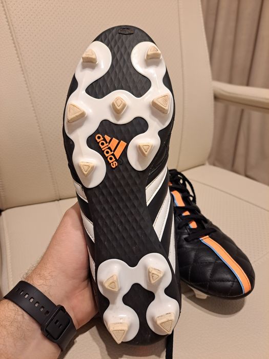 Ghete Fotbla Adidas 11Questra FG