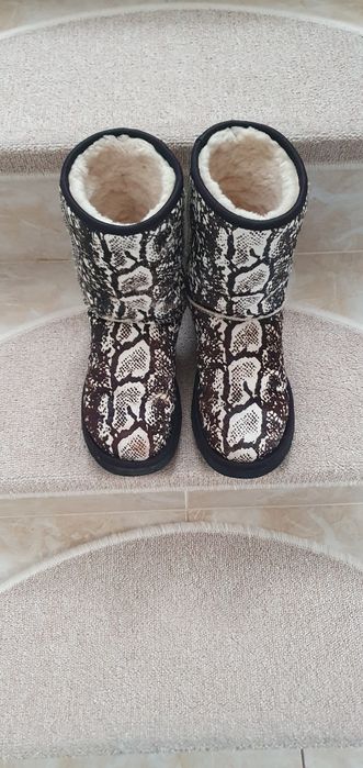 Ugg originale, 38, bine întreținute